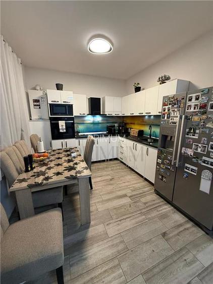 Duplex mobilat si utilat - zona usor accesibila - toate utilitatile. - 5