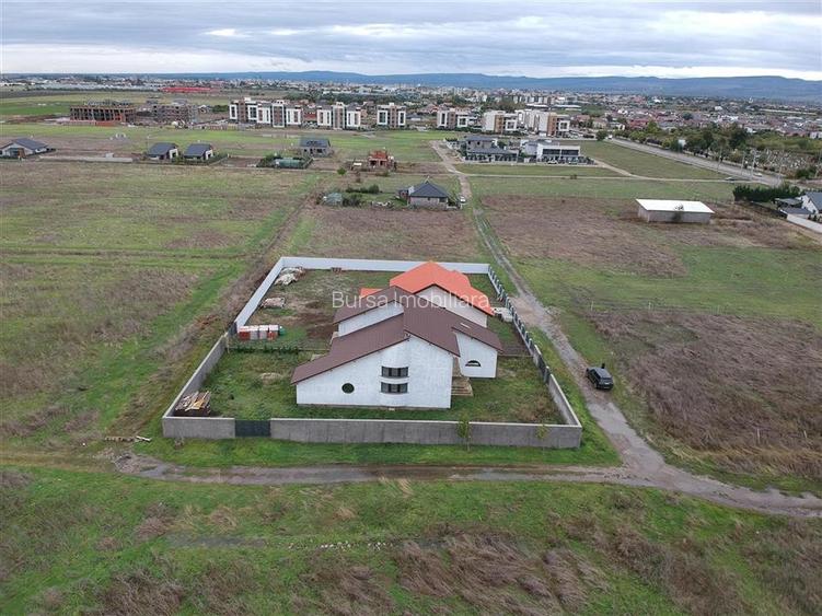 CASA P+E LA STADIU DE FINISAJE,  STR. CUZA VODA,  ZONA PETRESTI - 8