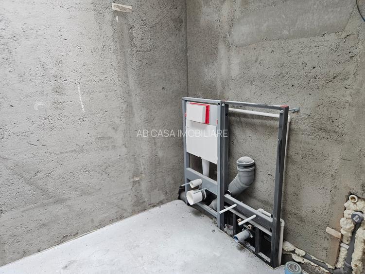 Duplex nou, P+M, 1 apartament la cheie, 1 la alb, Moșnița Nouă, comision 0% - 18