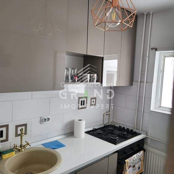 Garsonieră 30 mp | decomandată | modernă | balcon închis | P-ța Cipariu - 9
