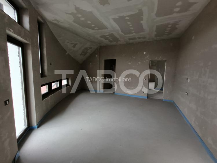 Casa 5 camere 250 mp cu incalzire in pardosea zona Tineretului Sibiu - 20