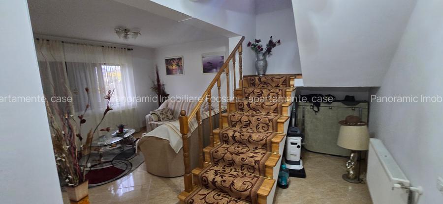 Vila de vanzare Petresti - 12