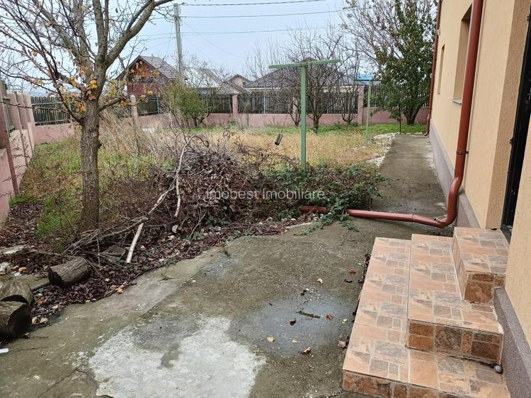 exclusivitate! Vila moderna P+M inalta, mobilata, cinci camere, Valu lui Traian! - 2