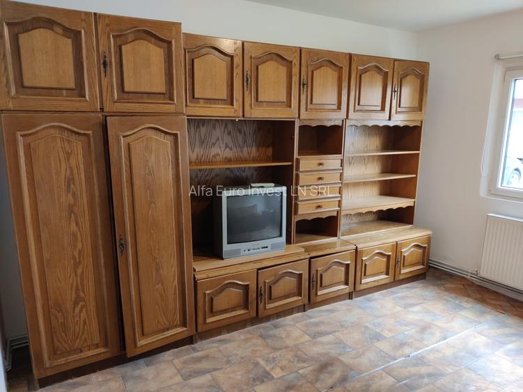 Garsoniera decomandata la parter - 9