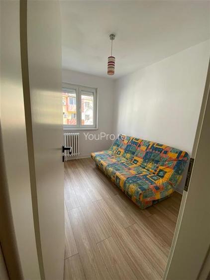 Apartament 3 camere etaj 3 zona Girocului - 11