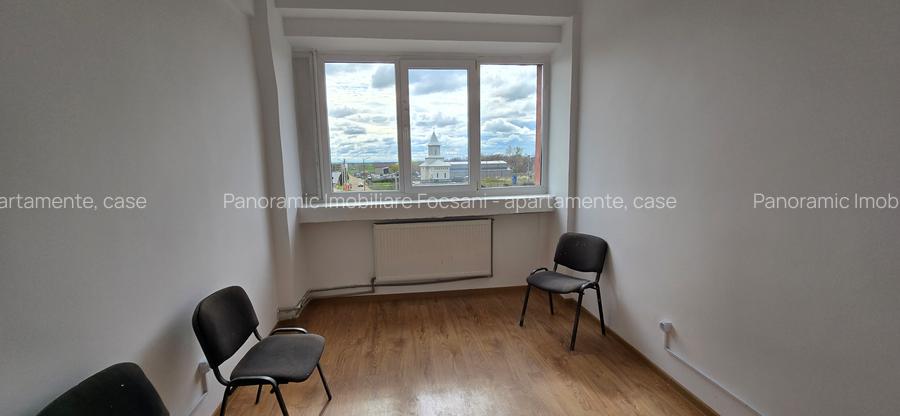 Spatiu de birouri, cabinete medicale, clinici, etc. - 20