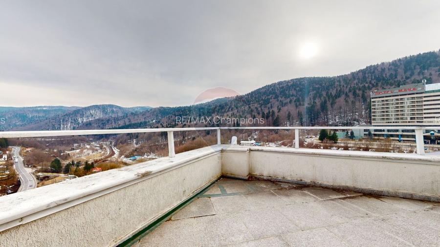 Răsărit peste Bucegi – Apartament spectaculos în Sinaia I Clasificat - 17