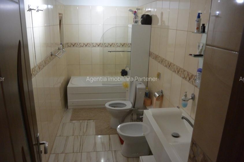 Casa P+E, la 15 km de Poiana Lacului, finisata, mobilata,  teren 7500mp, - 16