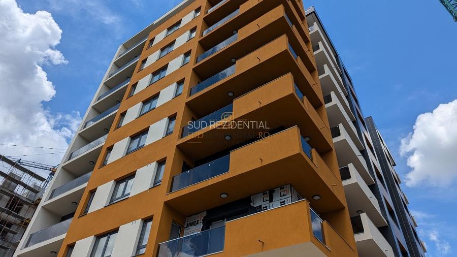 Apartament cu 2 camere de vanzare, tip studio, acces metrou, Sector 4 - 5