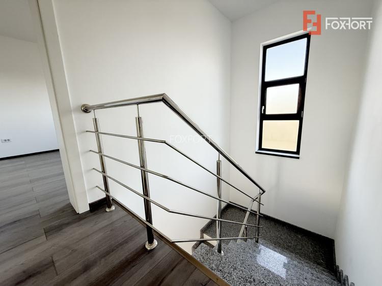 Casa individuala cu 4 camere, situata la drum asfaltat in Sacalaz - 18