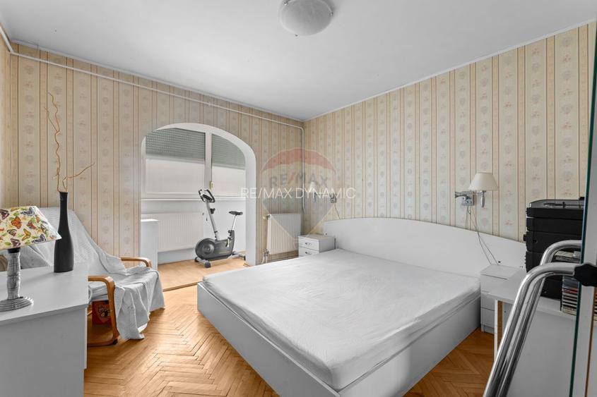 Apartament cu 3 camere de vânzare în zona Podgoria - 5