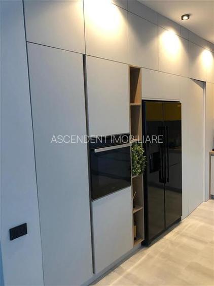 FILM!Vila cu arhitectura selecta, intr- o eleganta oaza de liniste - 27