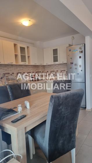 Apartament 3 camere, bloc nou, zona Scolii nr 7 - 3