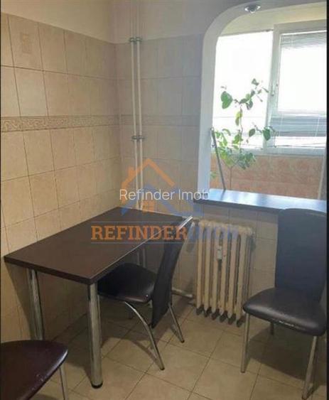 Apartament de vanzare cu 3 camere, zona Rahova - Margeanului - 9
