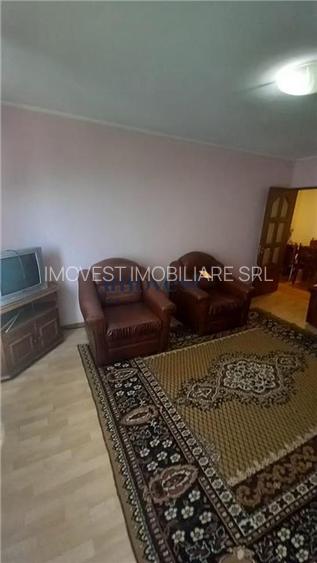 De inchiriat: Aparatament cu 3 camere in zona Micro 15 - 11