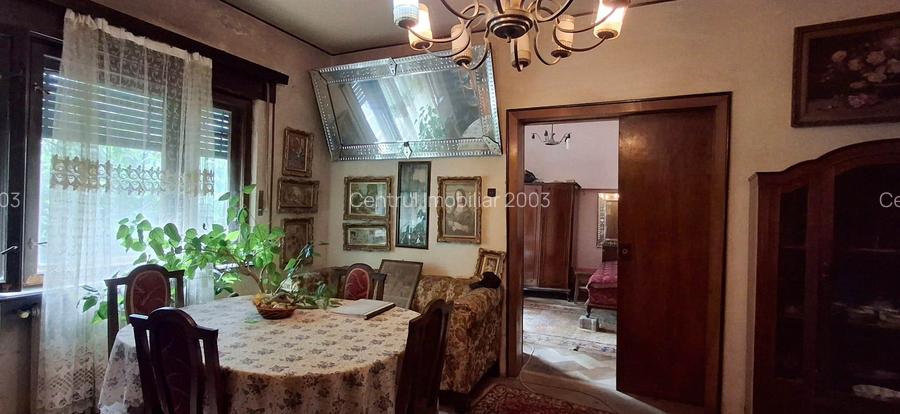 Cotroceni, 8 camere, 2 apartamente in vila, etaj 1 si 2,  impreuna  sau separat - 2