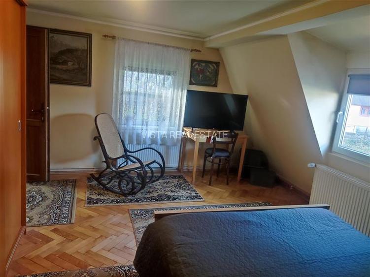 Casa regim P+1+M, garaj incalzit, zona Racadau - 9