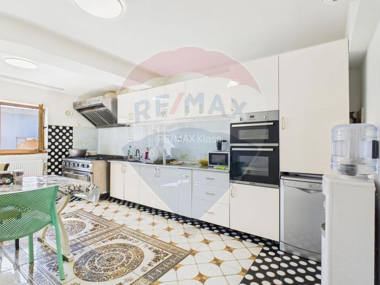 De vanzare| Casa cu piscina, saune si design elegant- Zona Matasari - 8