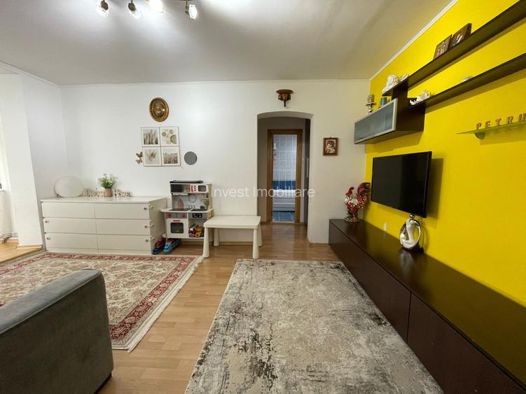 Apartament 2 camere-etaj 1-Podul de Piatra - 8