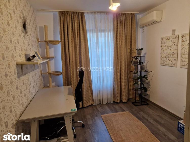 Proprietar, inchiriez apartament cu 3 camere, Bloc 2017, 2xbai, AC - 4