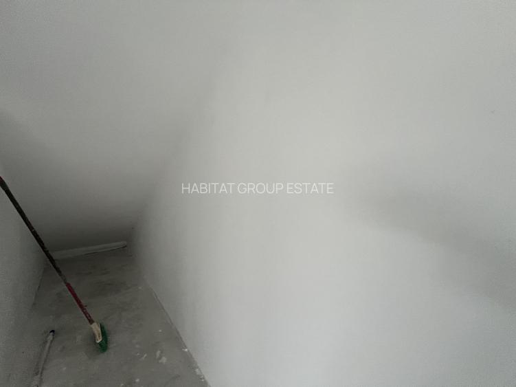 Duplex  175 mp utili 58 mp demisol curte 180 mp finisaje la alegere 3 bai - 26