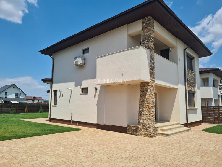 OMNIA-Proprietati alese! Casă la superlativ: curte mare, detalii  atragatoare. - 2