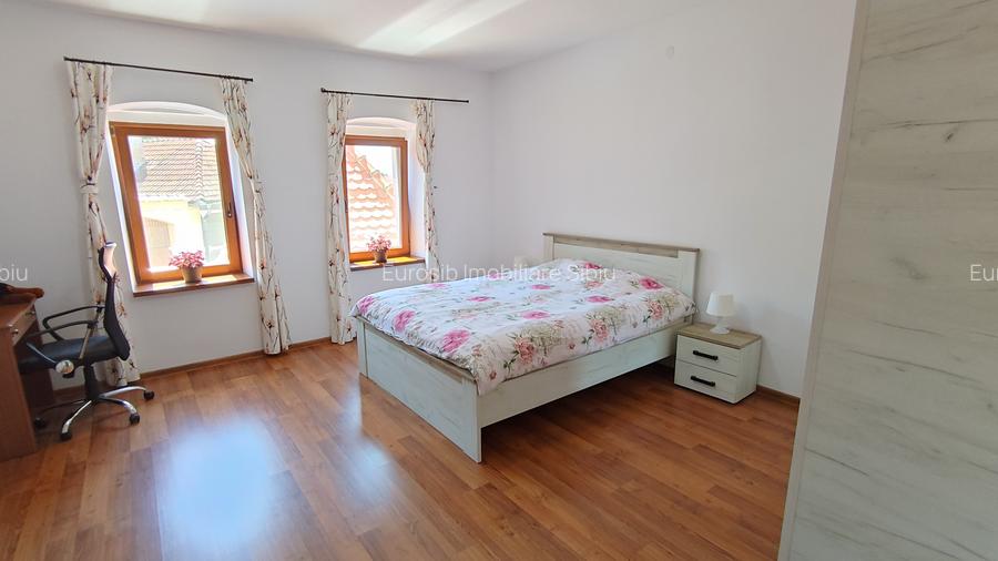 Casa individuala 4 dormitoare - garaj - teren 1457 mp in Sibiu Mohu - 4