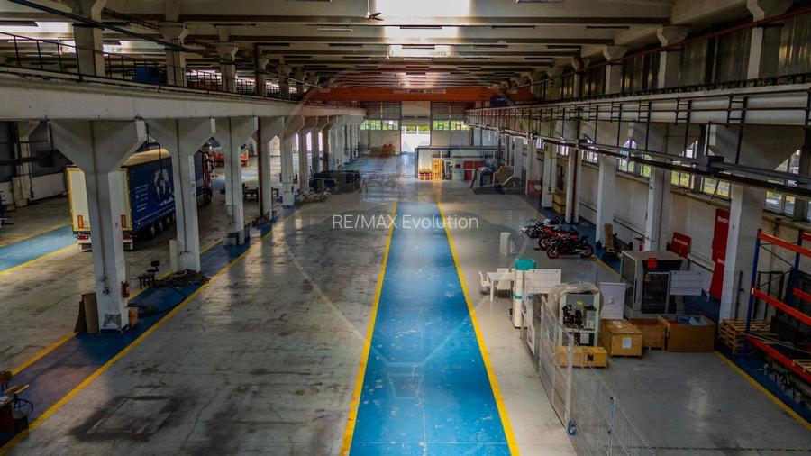 2 tronsoane hala |2 poduri rulante 10/18 T, Parcare, Productie\depozit - 2