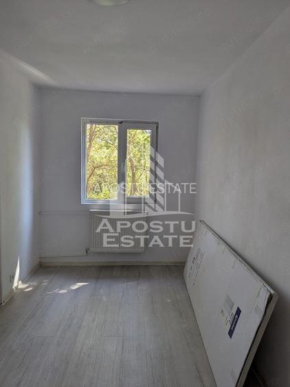 Apartament cu 2 camere de vanzare, etaj 1, zona Sagului, Timisoara - 2