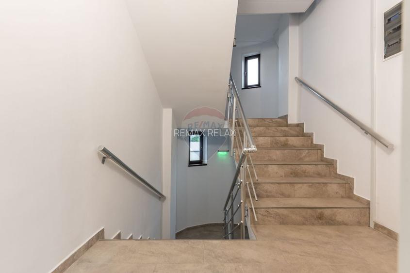 Cladire Mixtă de vânzare 800mp, D+P+3E+M  în Tudor Vladimirescu - Iasi - 6