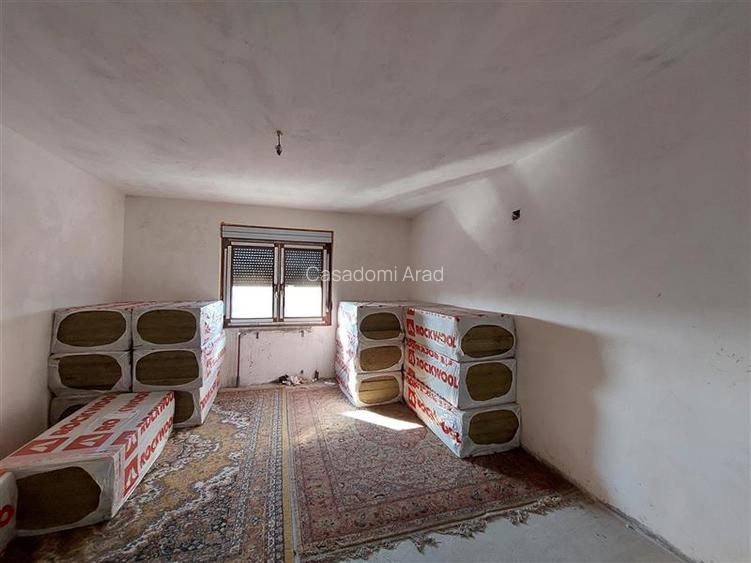 Imobil D+P+2E+M, zona Poetului, integral sau partial - 6