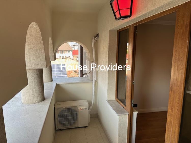 Vila reprezentativa,superpozitie, central - 24