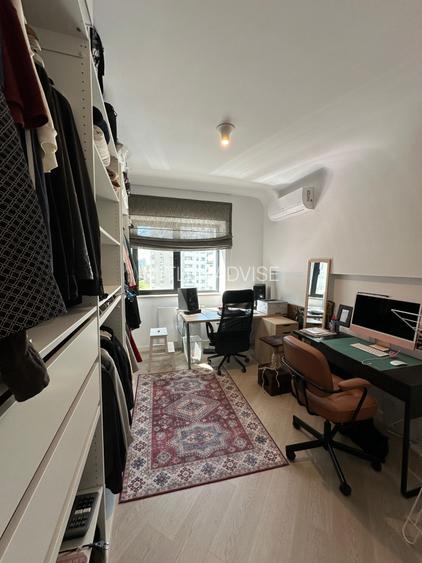 Închiriere  apartament cu 3 camere in Cortina North , faza I - 8