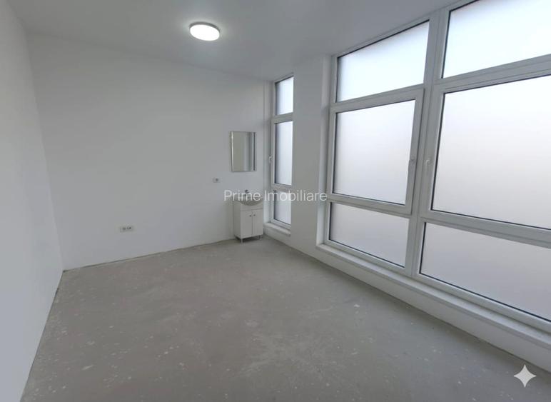 Spațiu de închiriat, ideal cabinete medicale sau salon – Zonă centrală - 2