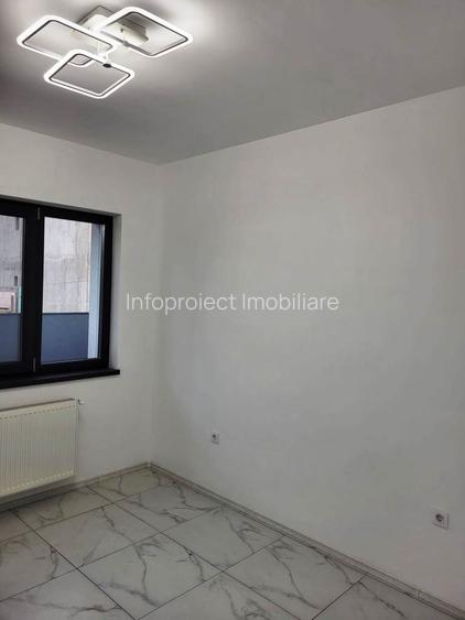 Spațiu modern amenajat pentru birouri, cu acces individual și locuri de parcare - 3