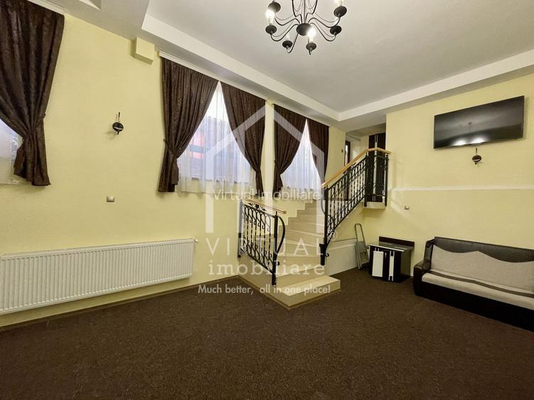 Vila/Pensiune cu 3 corpuri, 34 de camere, sala de fitness - Central - 48