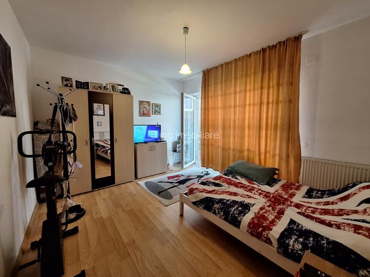 Apartament cu 2 camere, 57 mp, balcon, zona Razoare - 3