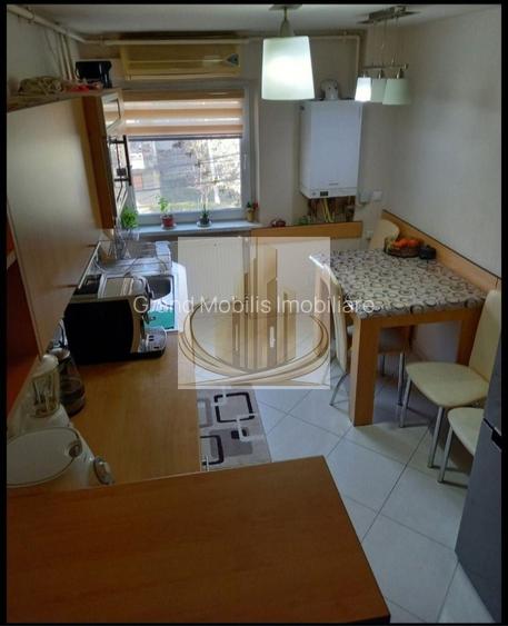 Apartament de vânzare – 3 camere,  Aradului Piața Verde - 10