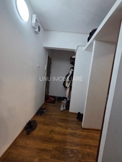 Etaj 3 - Alexandru - Zimbru - 2 camere - mobilat + utilat - 6