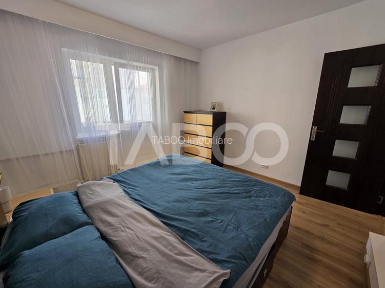 Apartament 3 camere decomandat renovat 2 bai 2 balcoane Turnisor Sibiu - 22