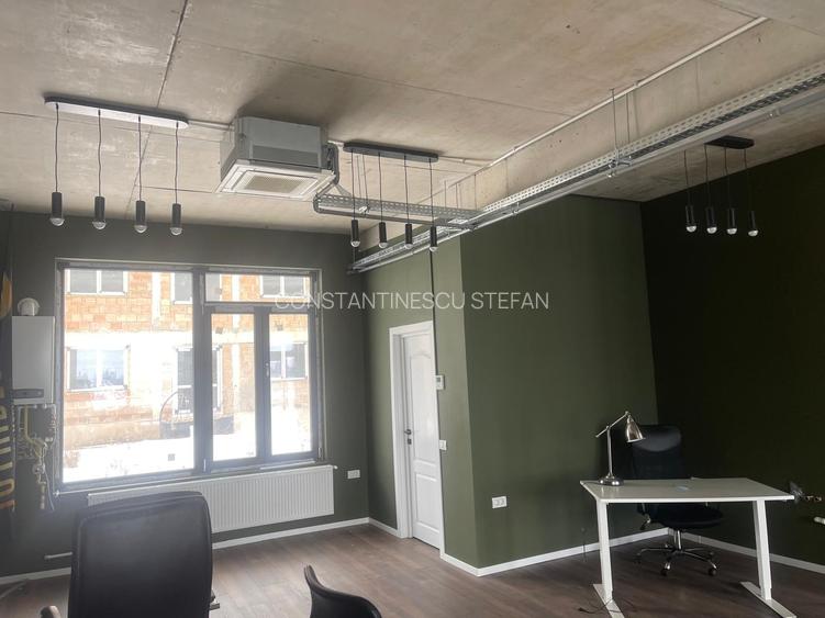 Spațiu comercial 67 m² | Parter de bloc | Locuri de parcare - 4