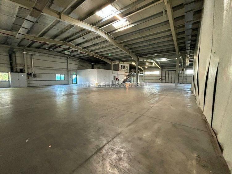 Hala industrial de 2000 mp cu autorizatie ISU Cat D - 4