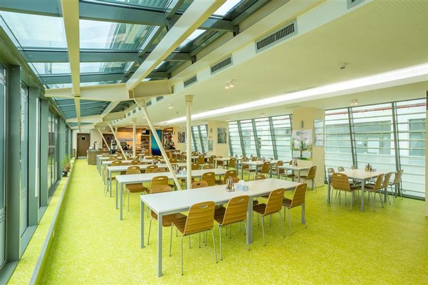 Cladire de birouri de vanzare - Clasa A - Construdava Business Center