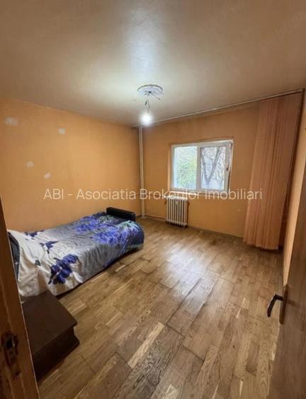 Bld Brancoveanu metrou si parc,3 camere,77mp, bloc 1987/165.000euro - 6