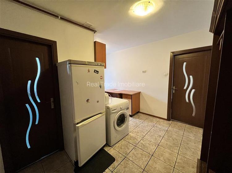 Apartament 2 camere decomandat intrare Racadau- Carpatilor - 11