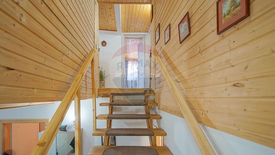 Investiție: Pensiune + Casă lemn, priveliște superbă, 0% Comision - 10