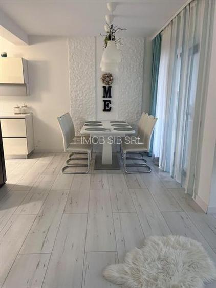 Casa mobilata cu 4 camere 2 bai 2 parcari si curte in Selimbar - 6