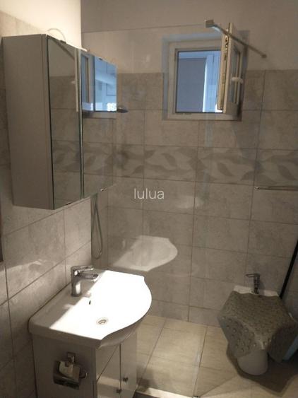Inchiriez apartament cu 3 camere - 4