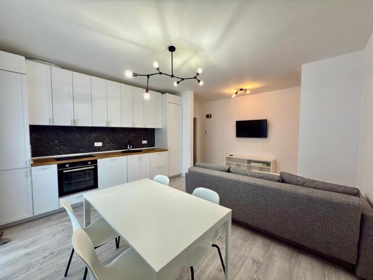 Apartamet 3 camere - Doamna Stanca - Prima inchiriere