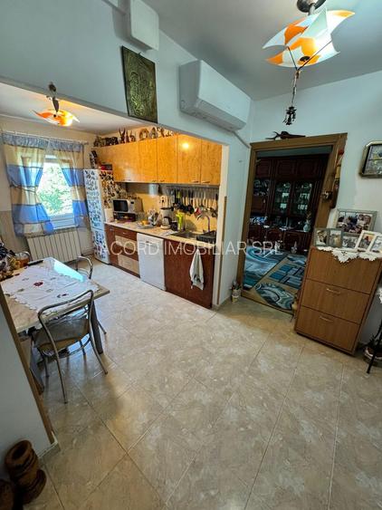 Apartament 4 camere decomandat CET - 12